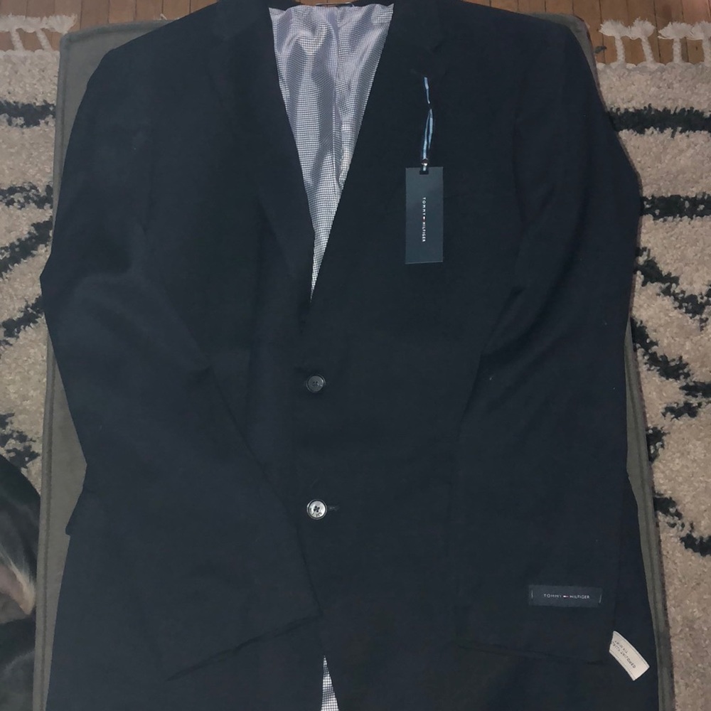 Tommy Hilfiger Men’s Navy Suit Jacket